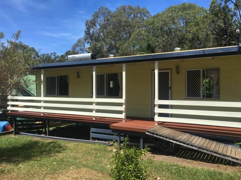 38 Brighton Street, Macleay Island QLD 4184