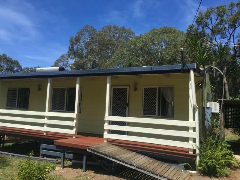 38 Brighton Street, Macleay Island QLD 4184