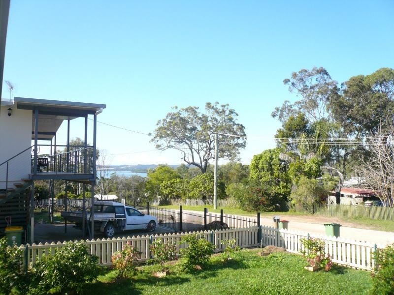 3 Percival Street, Macleay Island QLD 4184