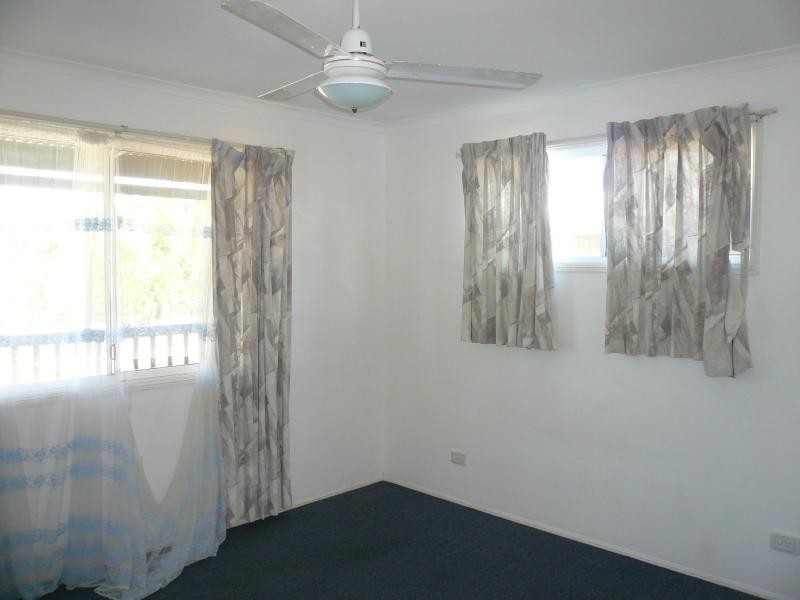 3 Percival Street, Macleay Island QLD 4184