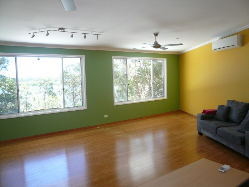 34 Timothy Street, Macleay Island QLD 4184