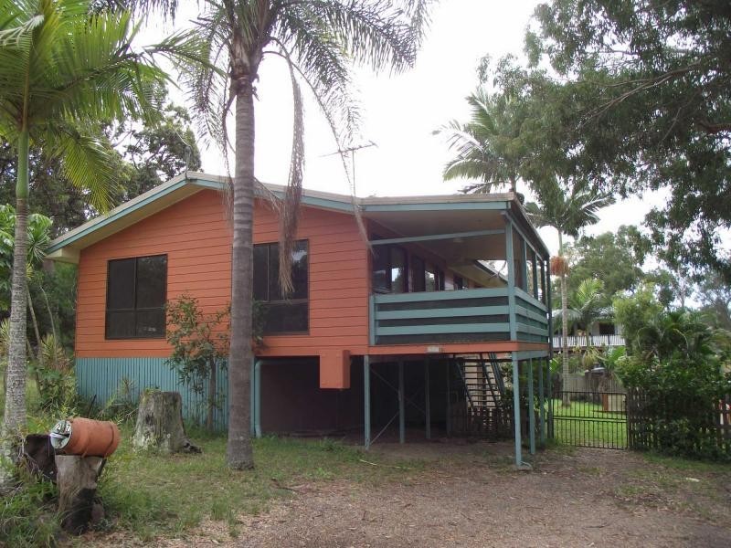 27 Cathy Street, Macleay Island QLD 4184