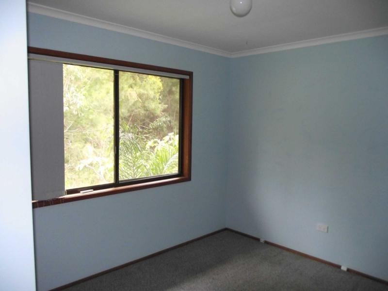 27 Cathy Street, Macleay Island QLD 4184