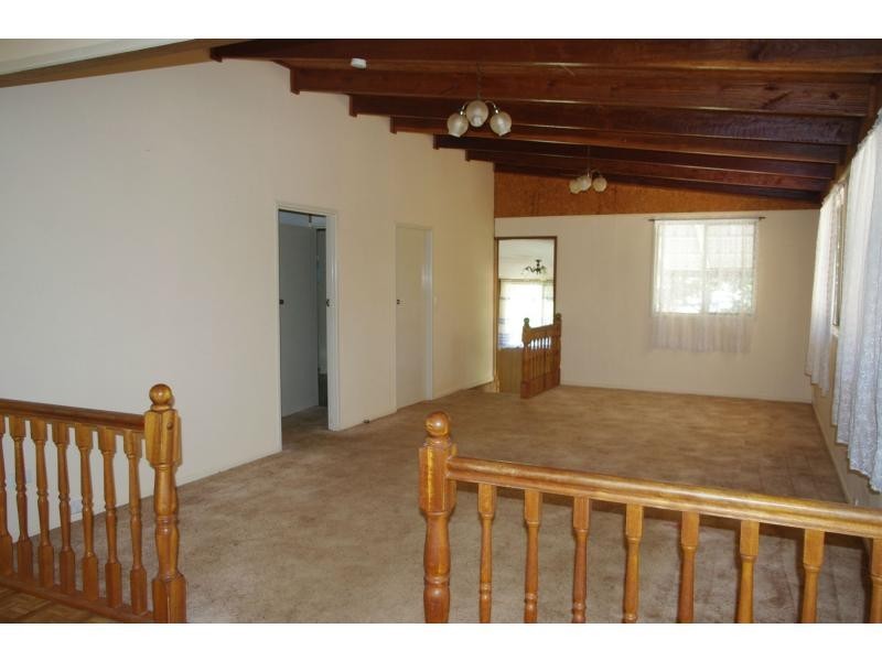 11 Michiko Street, Macleay Island QLD 4184