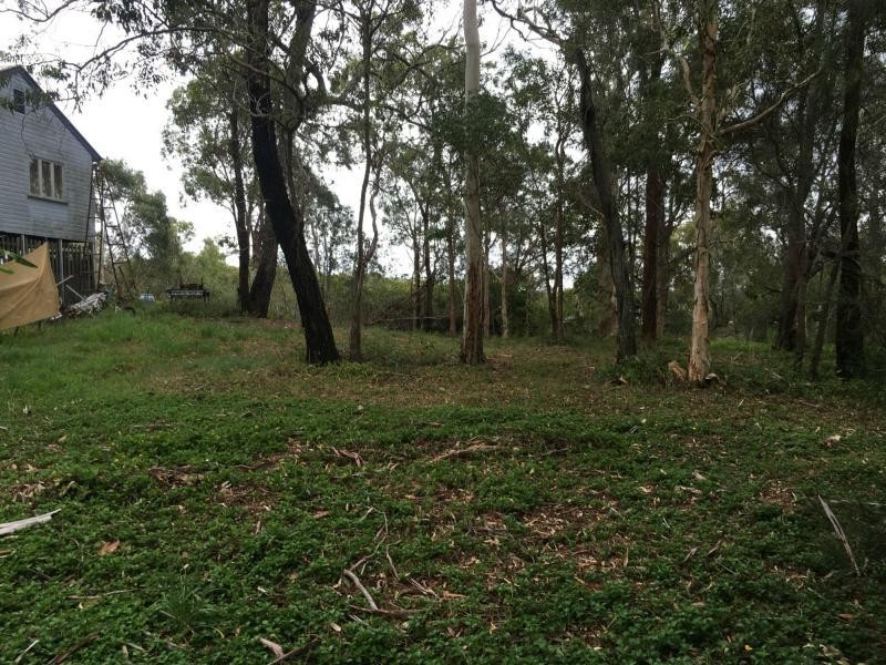 37 Perulpa Drive, Lamb Island QLD 4184