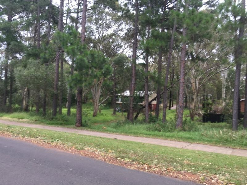 82 Lucas Drive, Lamb Island QLD 4184