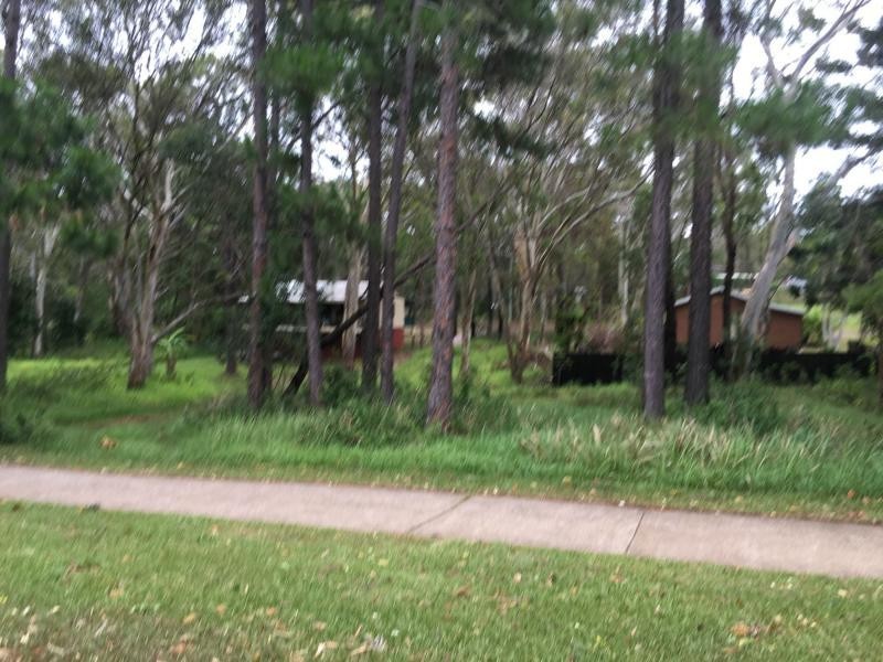 82 Lucas Drive, Lamb Island QLD 4184