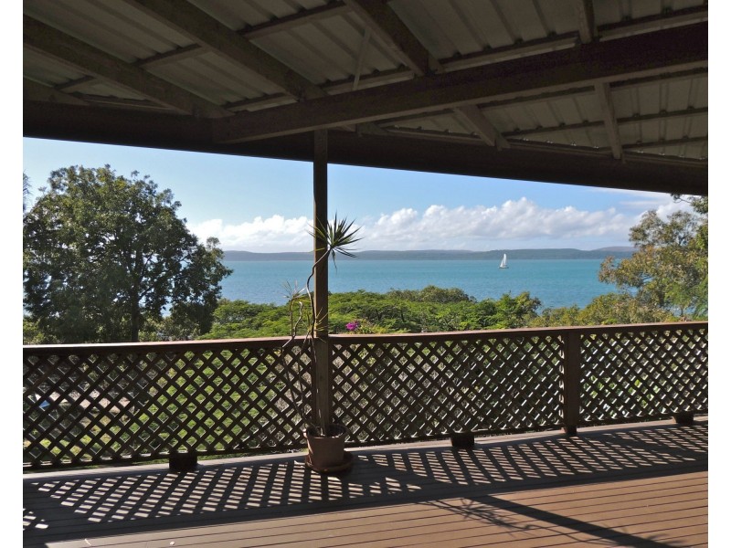 10 Koonwarra Parade, Macleay Island QLD 4184