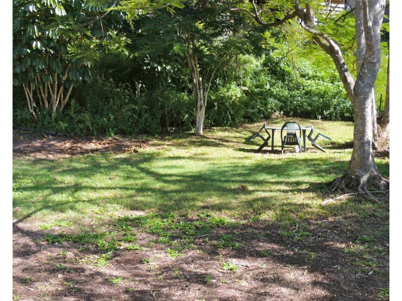 10 Koonwarra Parade, Macleay Island QLD 4184