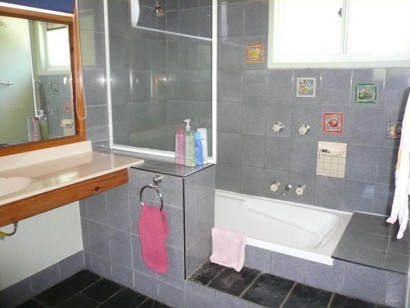 34 Timothy Street, Macleay Island QLD 4184