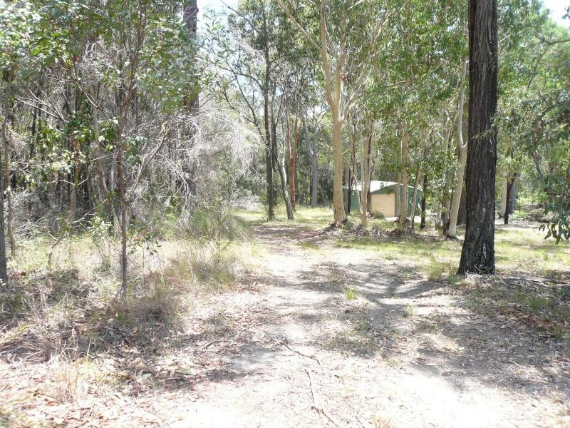 21 Ilya Street, Macleay Island QLD 4184
