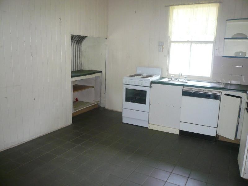 26 Arthur Street, Macleay Island QLD 4184