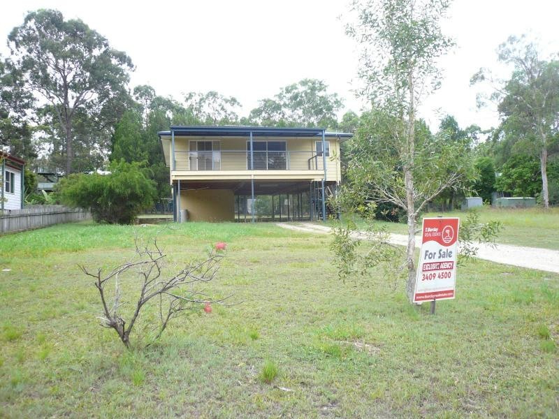 13 Benowa Street, Macleay Island QLD 4184