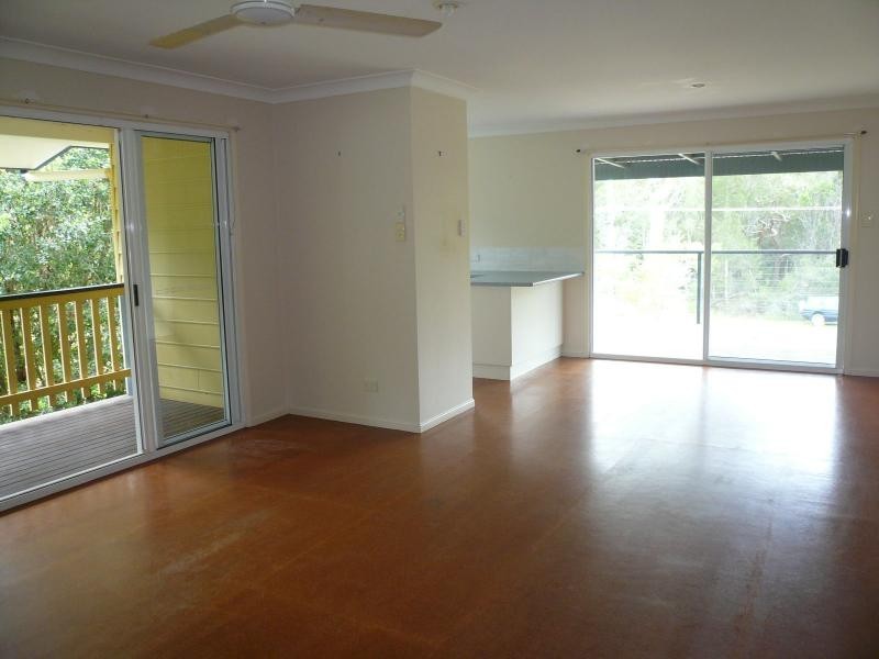 13 Benowa Street, Macleay Island QLD 4184