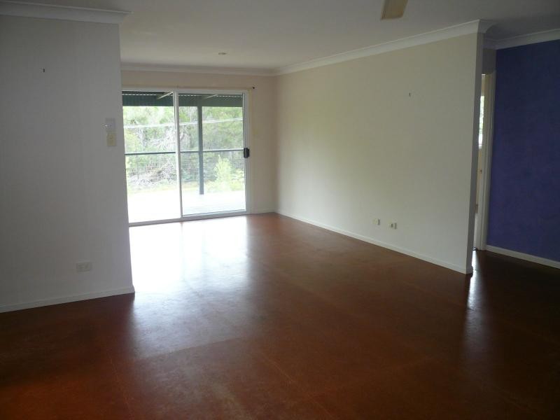 13 Benowa Street, Macleay Island QLD 4184