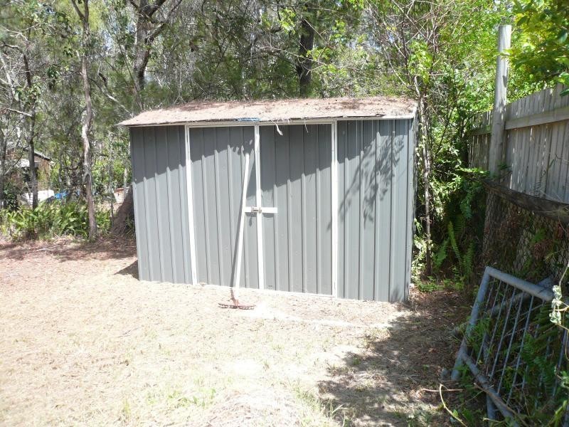 25 Hastings Terrace, Macleay Island QLD 4184