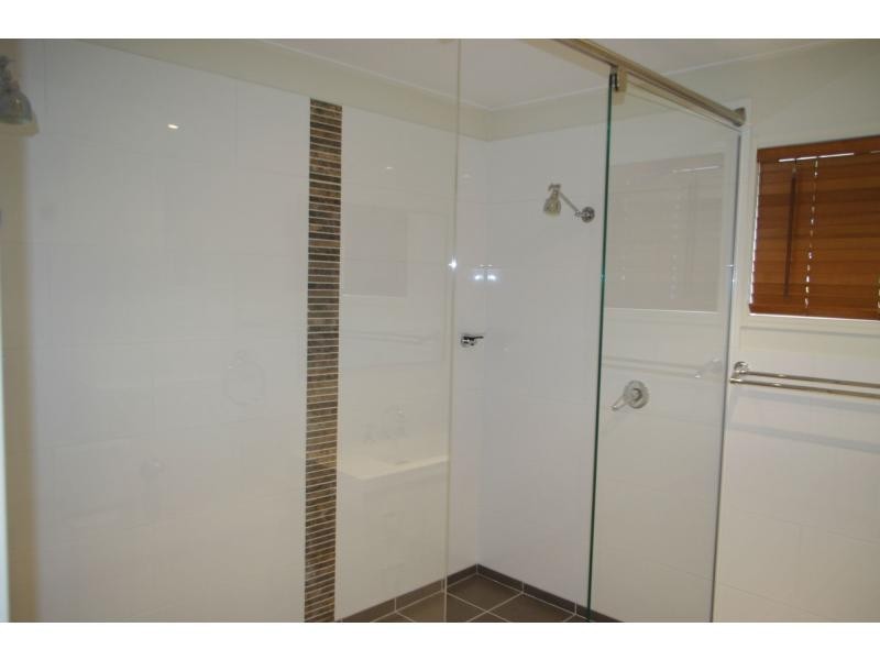 60 Wirralee Street, Macleay Island QLD 4184
