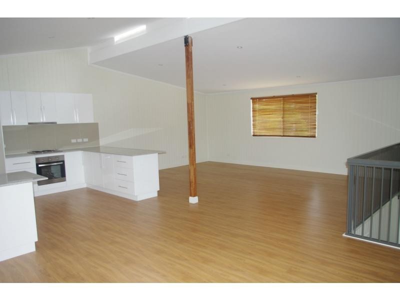 60 Wirralee Street, Macleay Island QLD 4184