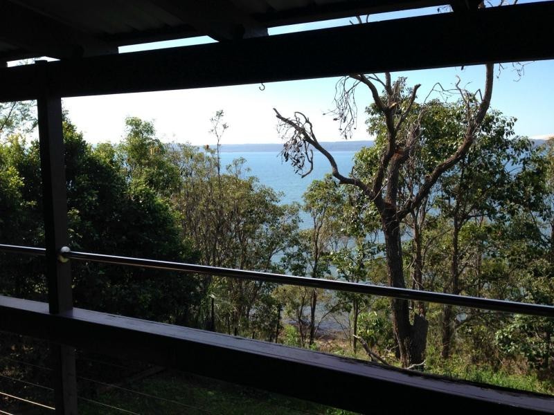 54 Koonwarra Street, Macleay Island QLD 4184