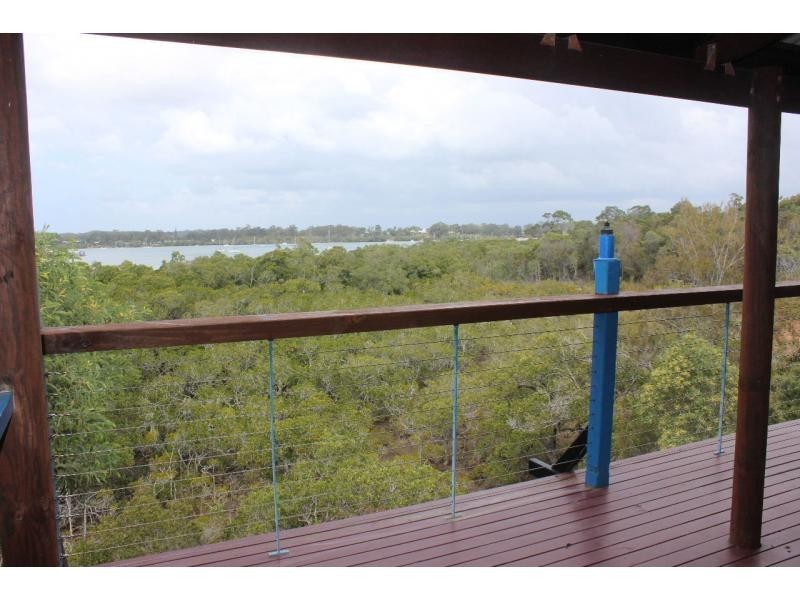 20 Deviot Street, Macleay Island QLD 4184