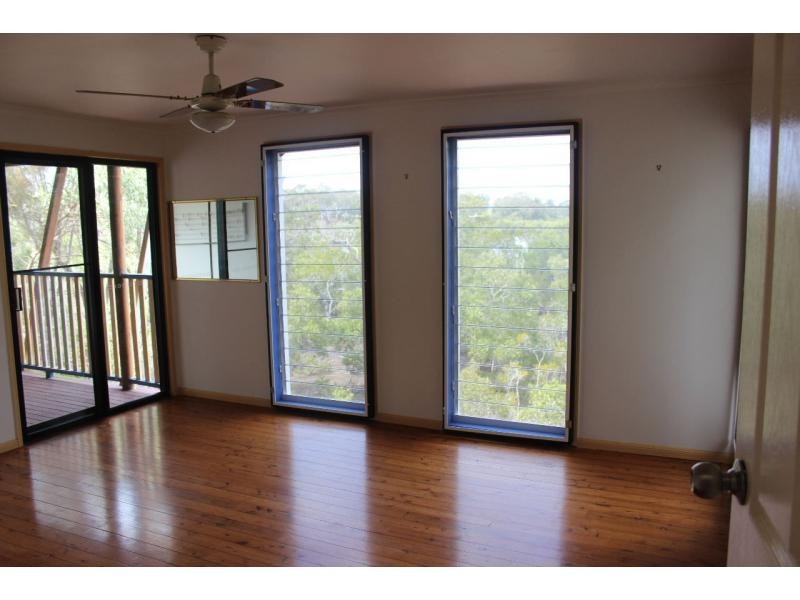 20 Deviot Street, Macleay Island QLD 4184