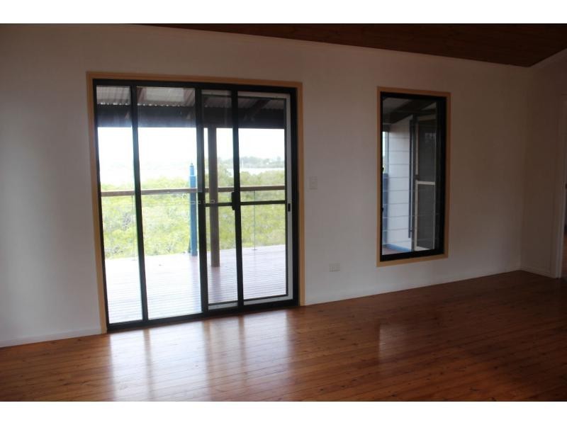 20 Deviot Street, Macleay Island QLD 4184