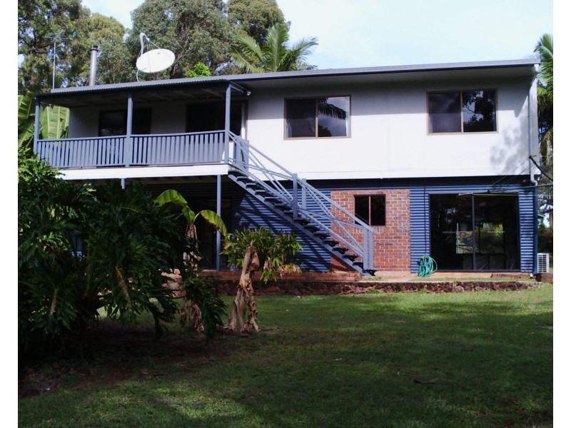 7 Double Bay Street, Macleay Island QLD 4184