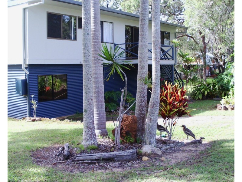 7 Double Bay Street, Macleay Island QLD 4184