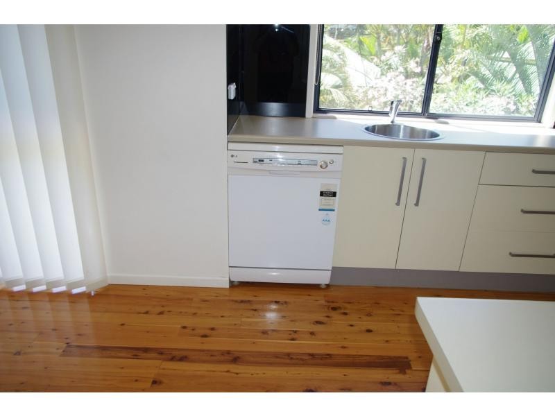 22 Kalara Street, Macleay Island QLD 4184