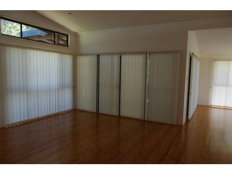 22 Kalara Street, Macleay Island QLD 4184