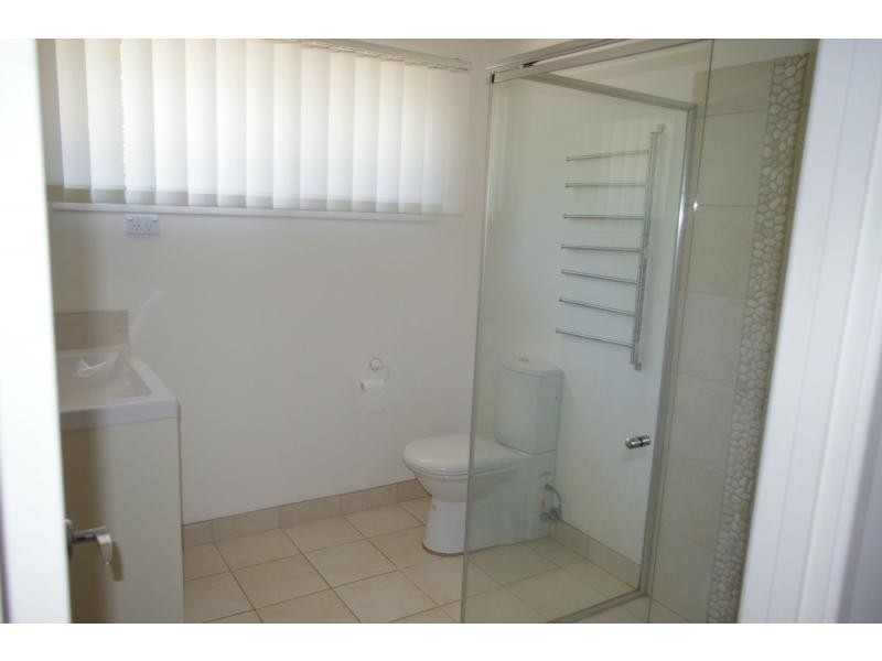22 Kalara Street, Macleay Island QLD 4184