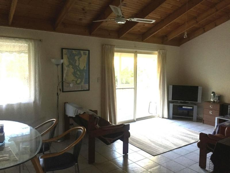 12 Noyes Parade, Karragarra Island QLD 4184