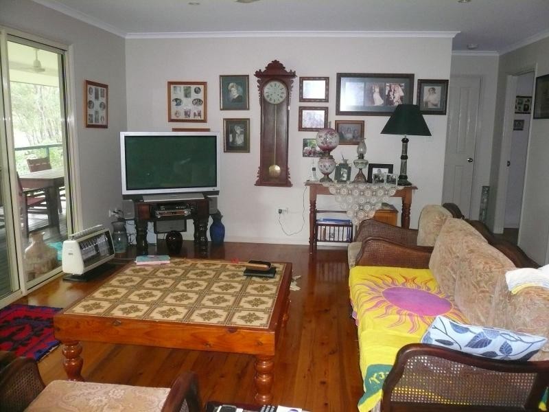 6 Kooberry Street, Macleay Island QLD 4184