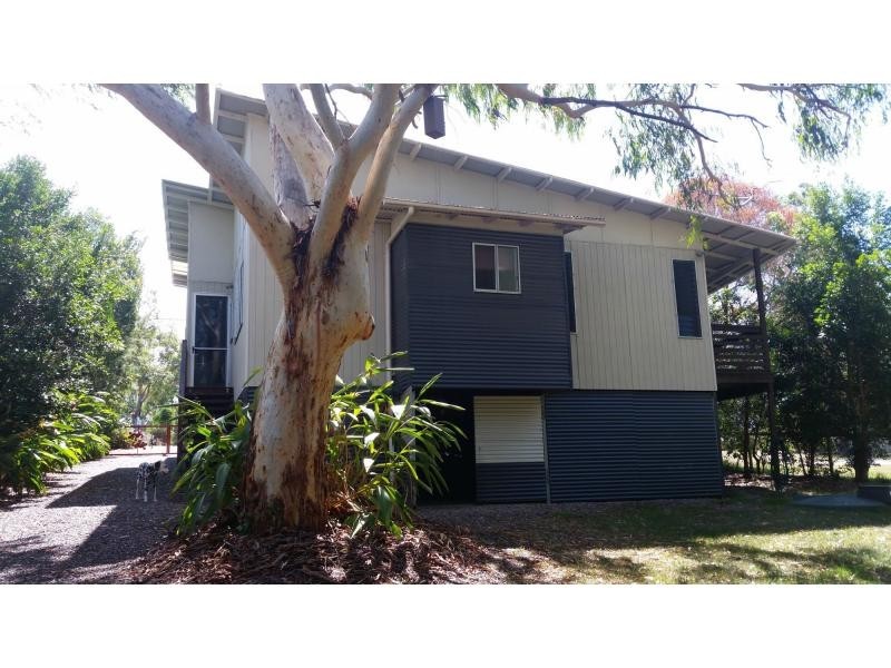 152 Kate Street, Macleay Island QLD 4184