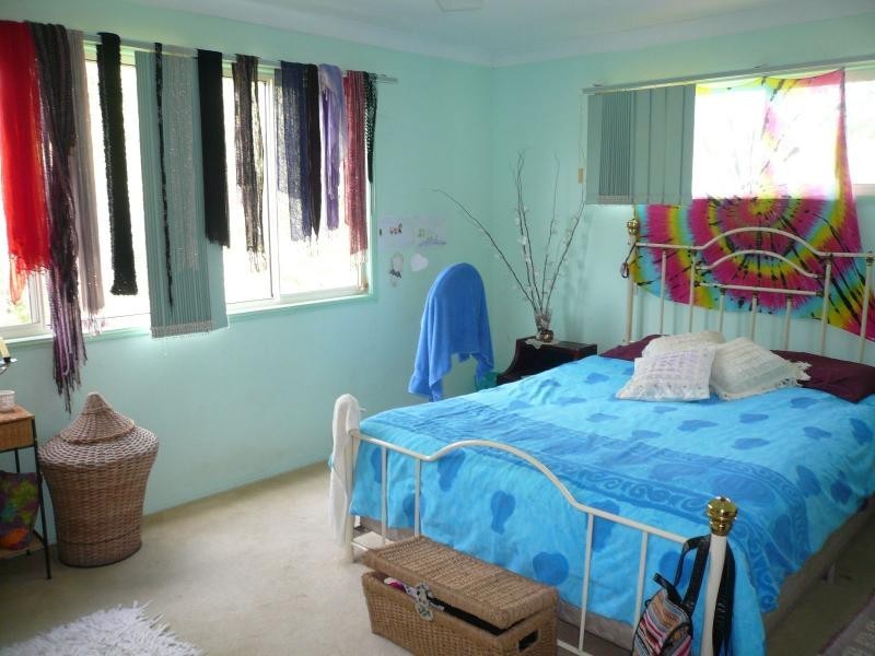 15 Benowa Street, Macleay Island QLD 4184