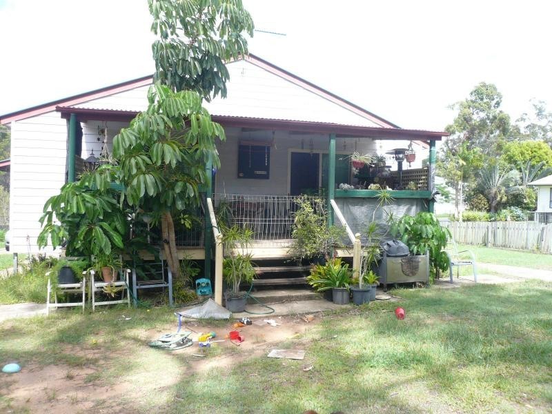 15 Benowa Street, Macleay Island QLD 4184