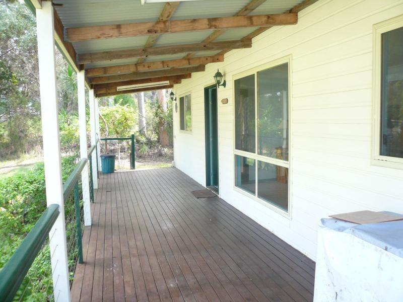 29 Cabriolet Crescent, Macleay Island QLD 4184