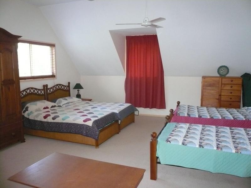 29 Cabriolet Crescent, Macleay Island QLD 4184