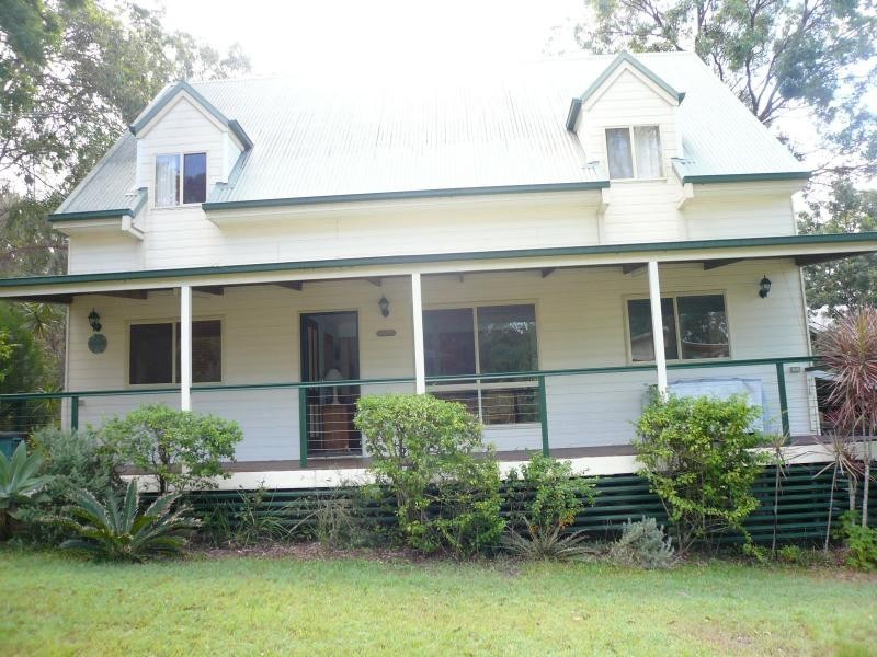 29 Cabriolet Crescent, Macleay Island QLD 4184
