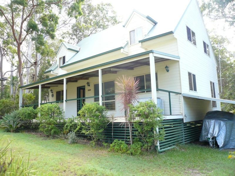 29 Cabriolet Crescent, Macleay Island QLD 4184