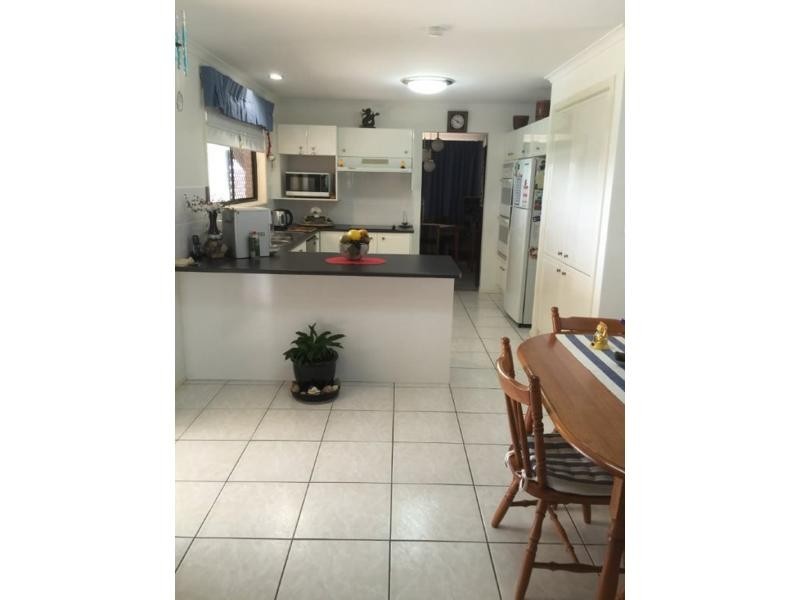 81 Coondooroopa Drive, Macleay Island QLD 4184