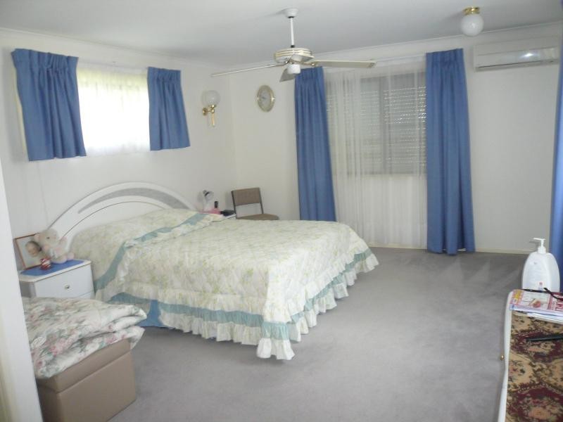 81 Coondooroopa Drive, Macleay Island QLD 4184