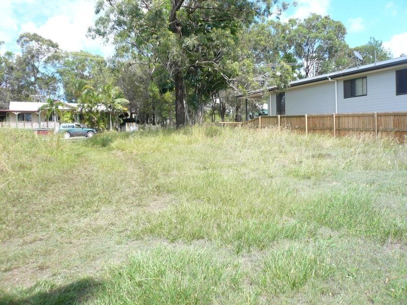 3 Vine Street, Macleay Island QLD 4184