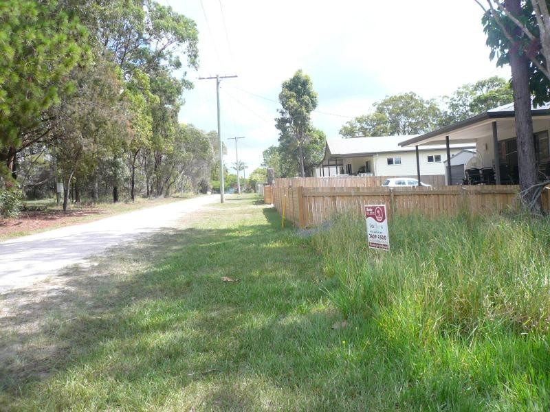 3 Vine Street, Macleay Island QLD 4184
