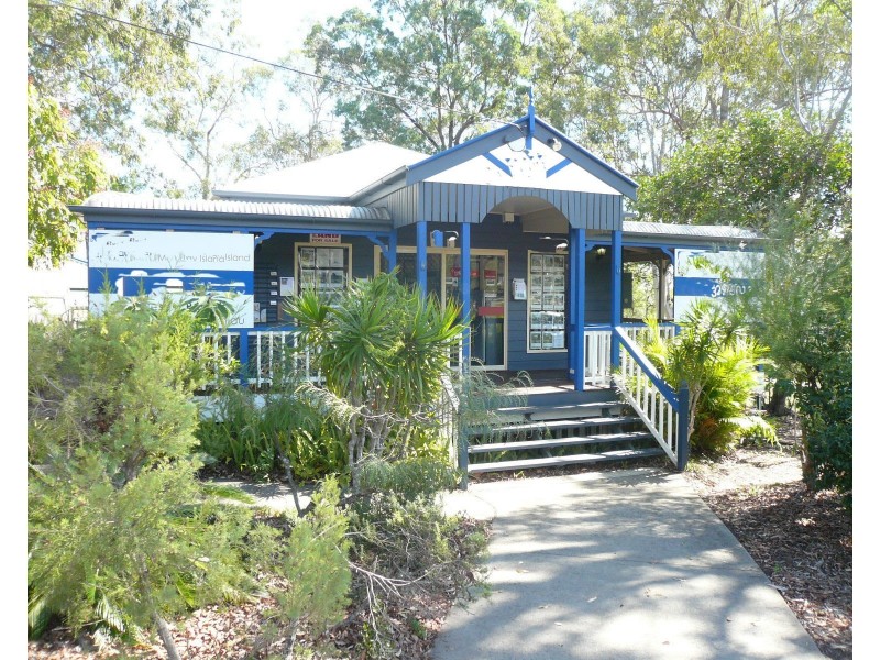 29 High Central Road, Macleay Island QLD 4184
