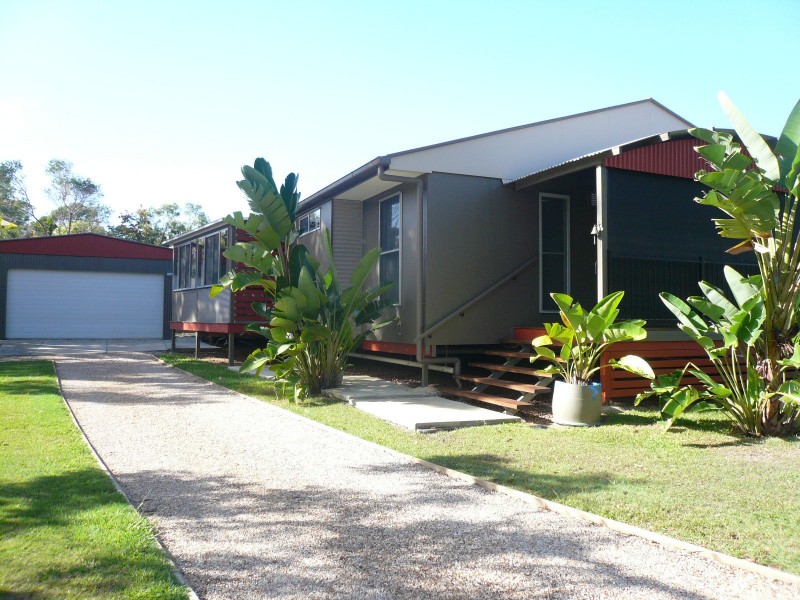 22 Alkira Street, Macleay Island QLD 4184