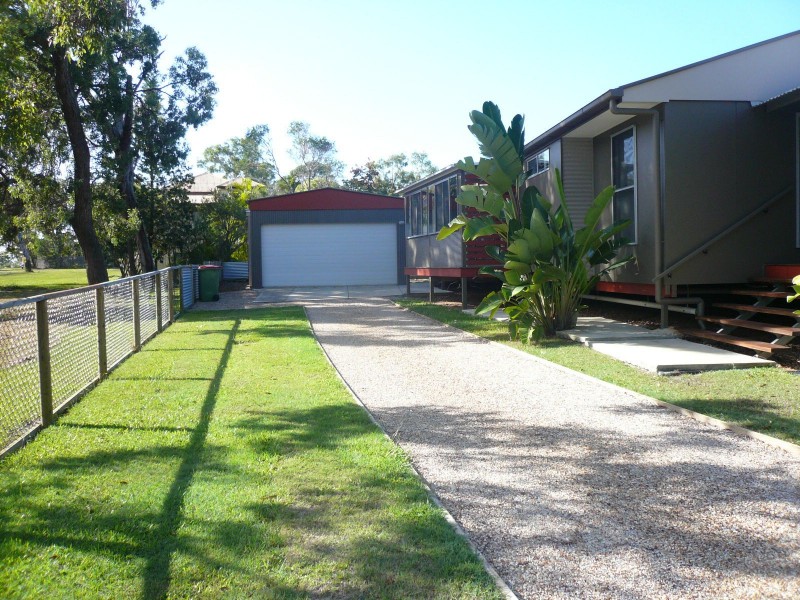 22 Alkira Street, Macleay Island QLD 4184
