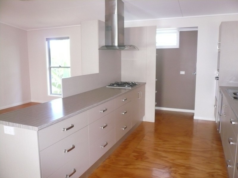 22 Alkira Street, Macleay Island QLD 4184