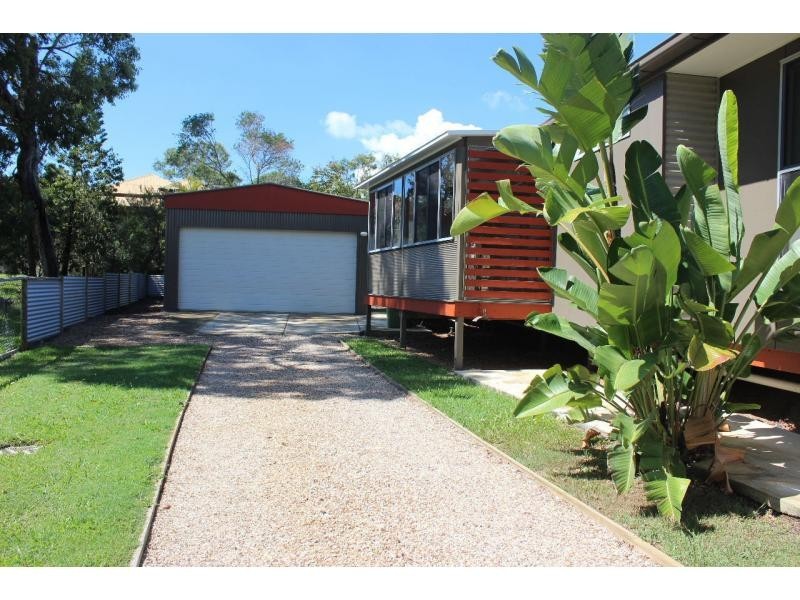 22 Alkira Street, Macleay Island QLD 4184