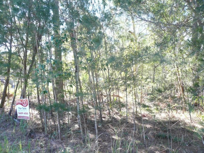 7 Oomool Street, Macleay Island QLD 4184